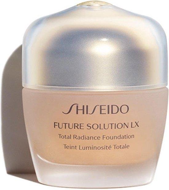Shiseido Creme Shiseido Huidverzorging Future Solution LX Creme Total Radiance Foundation SPF15 Golden 3 30 ml