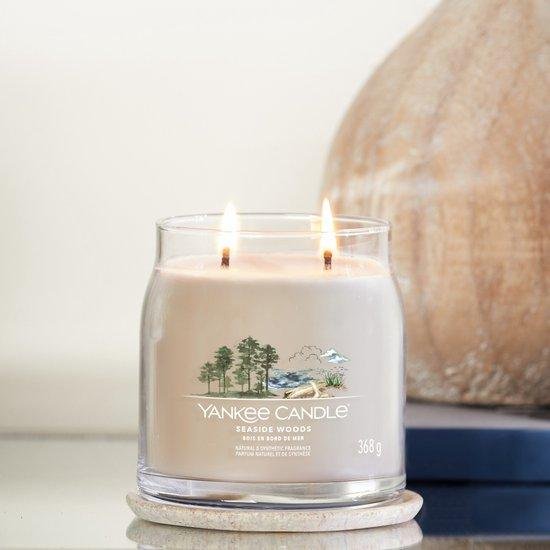 Yankee Candle - Seaside Woods Signature Medium Jar