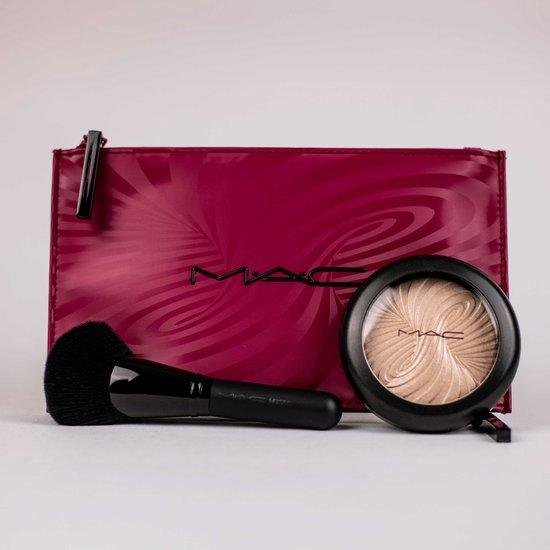 Trick Of The Light Extra Dimension Skinfinish Kit Set MAC: Textile Makeup Bag, Burgundy + MAC, Multi Face Brush, 143S + Extra Dimension Skinfinish, Highlighter Powder, Magnetic Attraction, 9 g